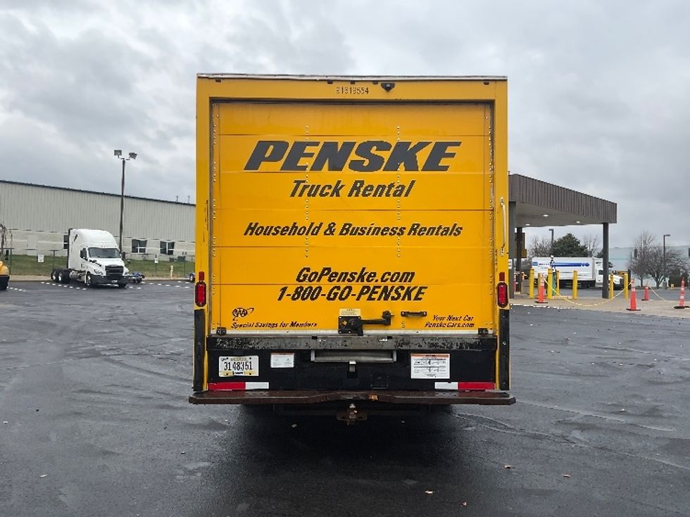 Light Duty Box Truck-Light and Medium Duty Trucks-GMC-2021-Savana G33903-South Bend-IN-129,614\n\t\tmiles-$ 21,750 - Image 7