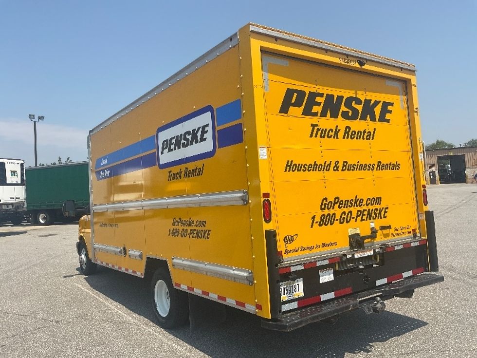 Light Duty Box Truck-Light and Medium Duty Trucks-GMC-2021-Savana G33903-South Bend-IN-84,125\n\t\tmiles-$ 26,000 - Image 6