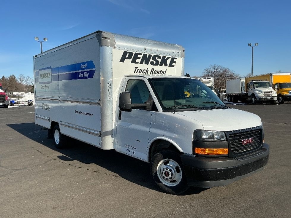 Light Duty Box Truck-Light and Medium Duty Trucks-GMC-2021-Savana G33903-South Bend-IN-84,777\n\t\tmiles-$ 30,250 - Image 1