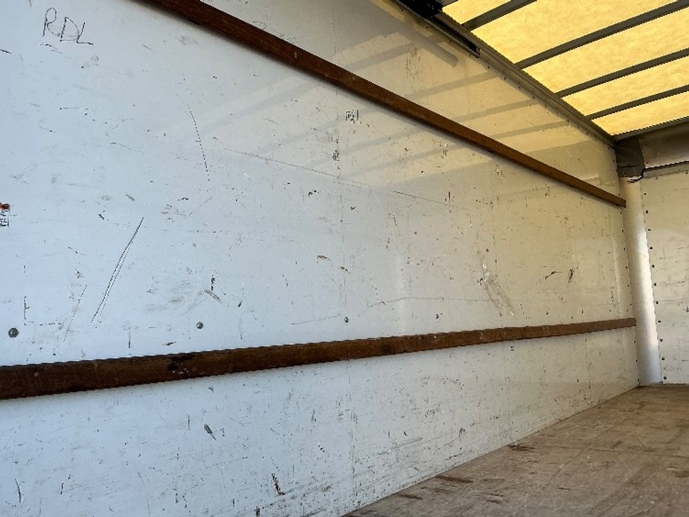 Light Duty Box Truck-Light and Medium Duty Trucks-GMC-2021-Savana G33903-South Bend-IN-84,777\n\t\tmiles-$ 30,250 - Image 11