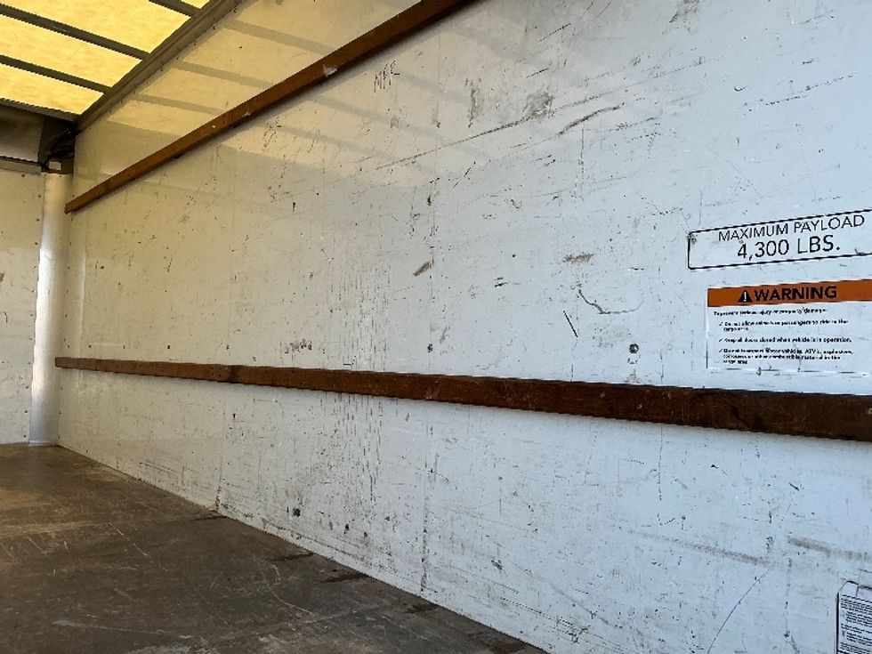 Light Duty Box Truck-Light and Medium Duty Trucks-GMC-2021-Savana G33903-South Bend-IN-84,777\n\t\tmiles-$ 30,250 - Image 12