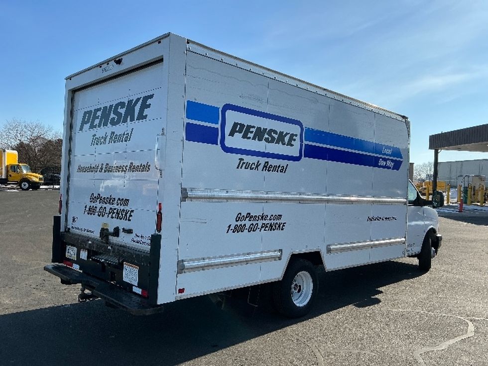 Light Duty Box Truck-Light and Medium Duty Trucks-GMC-2021-Savana G33903-South Bend-IN-84,777\n\t\tmiles-$ 30,250 - Image 13