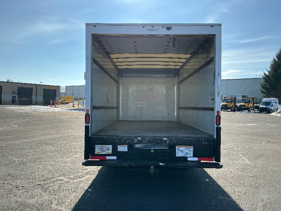 Light Duty Box Truck-Light and Medium Duty Trucks-GMC-2021-Savana G33903-South Bend-IN-84,777\n\t\tmiles-$ 30,250 - Image 8