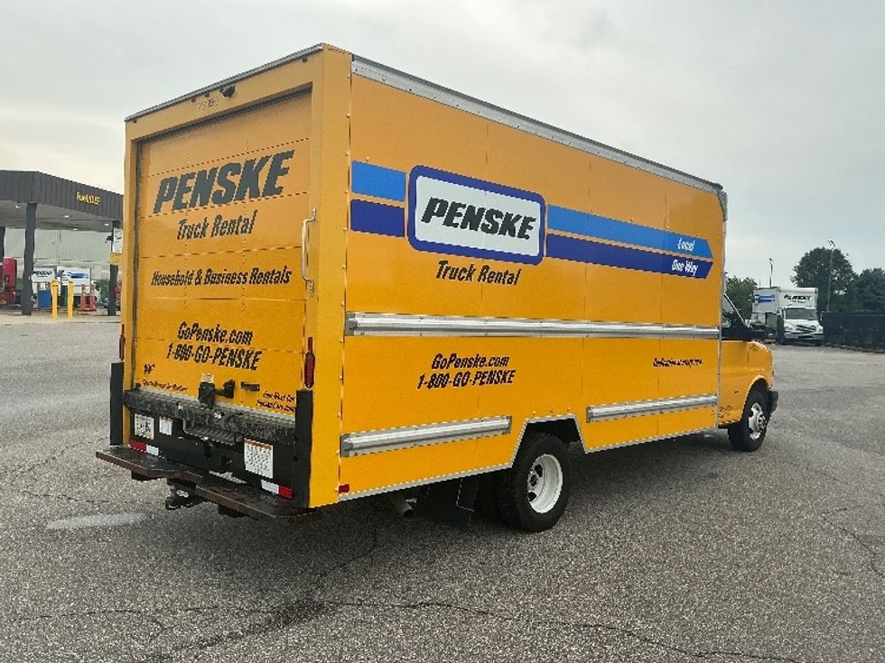 Light Duty Box Truck-Light and Medium Duty Trucks-GMC-2021-Savana G33903-South Bend-IN-86,713\n\t\tmiles-$ 25,750 - Image 13