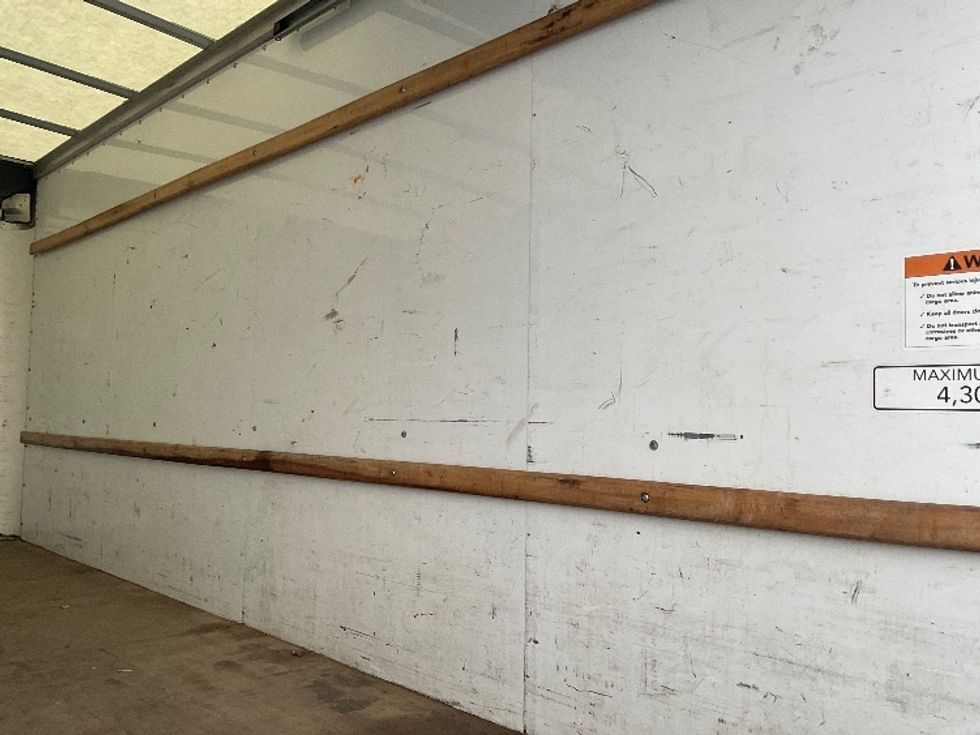 Light Duty Box Truck-Light and Medium Duty Trucks-GMC-2021-Savana G33903-South Bend-IN-93,343\n\t\tmiles-$ 29,250 - Image 12