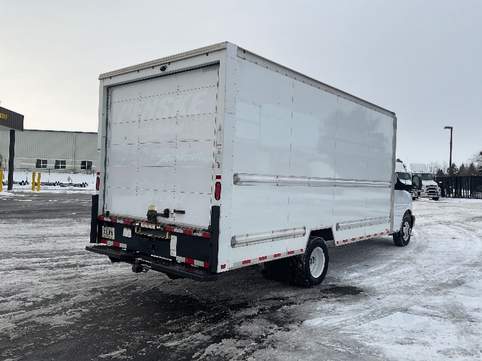 Light Duty Box Truck-Light and Medium Duty Trucks-GMC-2021-Savana G33903-South Bend-IN-93,343\n\t\tmiles-$ 29,250 - Image 13