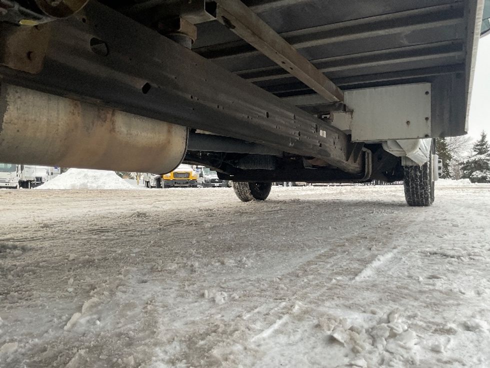 Light Duty Box Truck-Light and Medium Duty Trucks-GMC-2021-Savana G33903-South Bend-IN-93,343\n\t\tmiles-$ 29,250 - Image 14