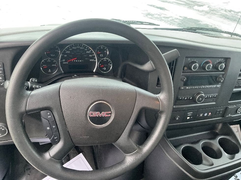 Light Duty Box Truck-Light and Medium Duty Trucks-GMC-2021-Savana G33903-South Bend-IN-93,343\n\t\tmiles-$ 29,250 - Image 18