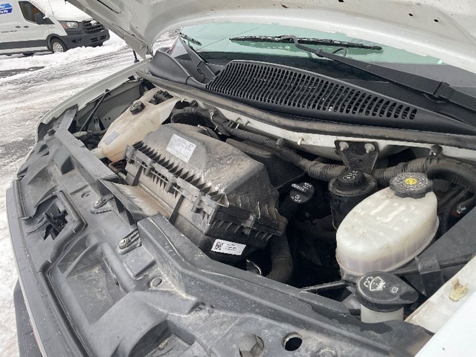 Light Duty Box Truck-Light and Medium Duty Trucks-GMC-2021-Savana G33903-South Bend-IN-93,343\n\t\tmiles-$ 29,250 - Image 24