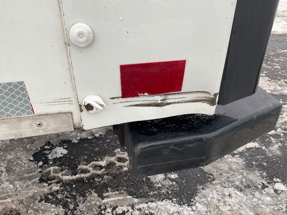 Light Duty Box Truck-Light and Medium Duty Trucks-GMC-2021-Savana G33903-South Bend-IN-93,343\n\t\tmiles-$ 29,250 - Image 27