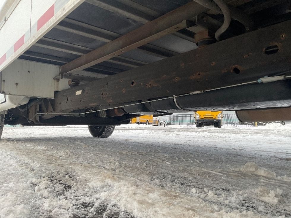 Light Duty Box Truck-Light and Medium Duty Trucks-GMC-2021-Savana G33903-South Bend-IN-93,343\n\t\tmiles-$ 29,250 - Image 5