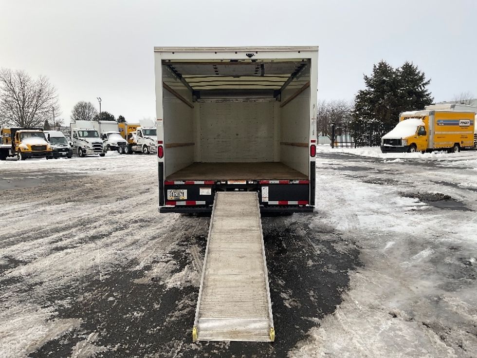 Light Duty Box Truck-Light and Medium Duty Trucks-GMC-2021-Savana G33903-South Bend-IN-93,343\n\t\tmiles-$ 29,250 - Image 9