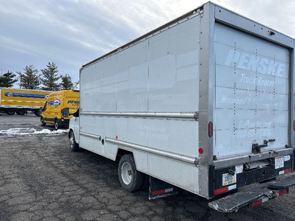 Light Duty Box Truck-Light and Medium Duty Trucks-GMC-2021-Savana G33903-South Plainfield-NJ-101,584\n\t\tmiles-$ 28,500 - Image 6