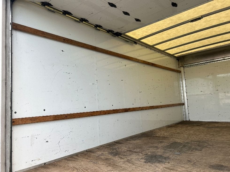 Light Duty Box Truck-Light and Medium Duty Trucks-GMC-2021-Savana G33903-South Plainfield-NJ-101,584\n\t\tmiles-$ 28,500 - Image 11