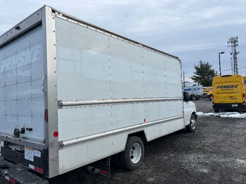 Light Duty Box Truck-Light and Medium Duty Trucks-GMC-2021-Savana G33903-South Plainfield-NJ-101,584\n\t\tmiles-$ 28,500 - Image 13