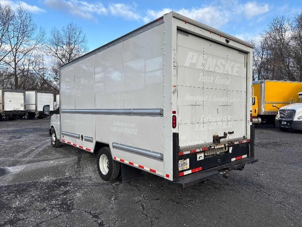Light Duty Box Truck-Light and Medium Duty Trucks-GMC-2021-Savana G33903-South Plainfield-NJ-90,016\n\t\tmiles-$ 29,750 - Image 6