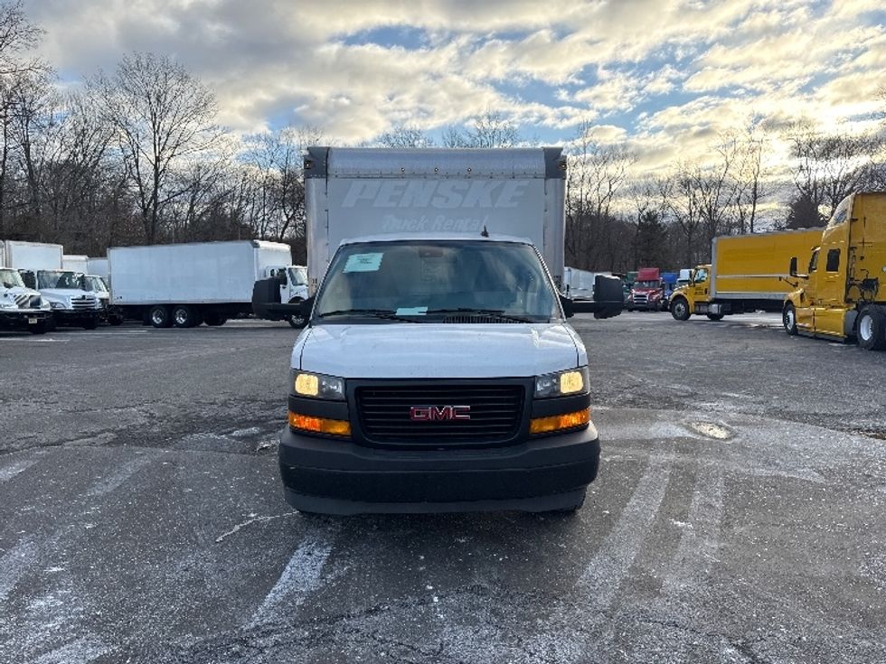Light Duty Box Truck-Light and Medium Duty Trucks-GMC-2021-Savana G33903-South Plainfield-NJ-90,016\n\t\tmiles-$ 29,750 - Image 2