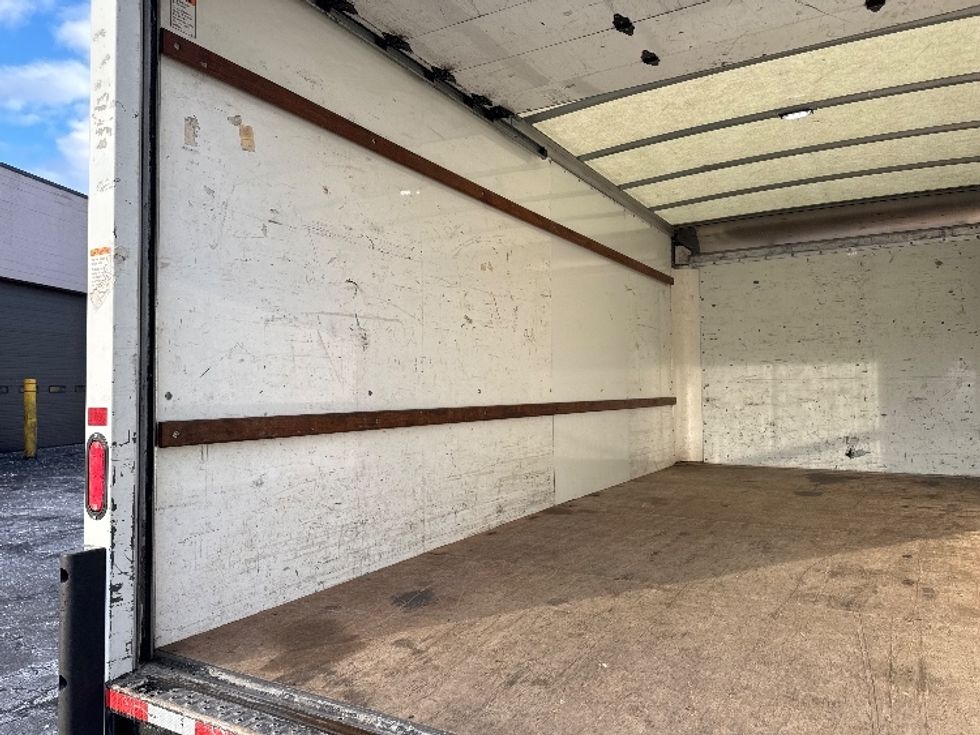 Light Duty Box Truck-Light and Medium Duty Trucks-GMC-2021-Savana G33903-South Plainfield-NJ-90,016\n\t\tmiles-$ 29,750 - Image 11