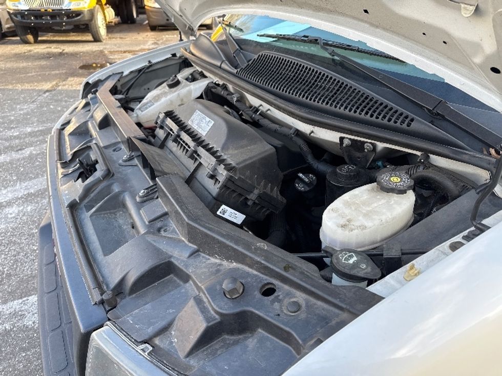 Light Duty Box Truck-Light and Medium Duty Trucks-GMC-2021-Savana G33903-South Plainfield-NJ-90,016\n\t\tmiles-$ 29,750 - Image 24