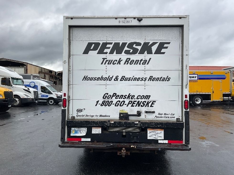 Light Duty Box Truck-Light and Medium Duty Trucks-GMC-2021-Savana G33903-South San Francisco-CA-86,378\n\t\tmiles-$ 32,750 - Image 7