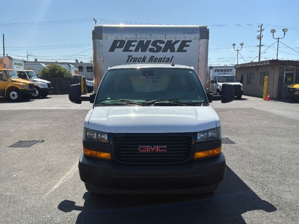 Light Duty Box Truck-Light and Medium Duty Trucks-GMC-2021-Savana G33903-South San Francisco-CA-88,266\n\t\tmiles-$ 30,250 - Image 2