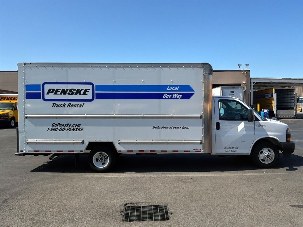 Light Duty Box Truck-Light and Medium Duty Trucks-GMC-2021-Savana G33903-South San Francisco-CA-88,266\n\t\tmiles-$ 30,250 - Image 15