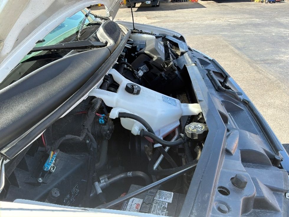 Light Duty Box Truck-Light and Medium Duty Trucks-GMC-2021-Savana G33903-South San Francisco-CA-88,266\n\t\tmiles-$ 30,250 - Image 23