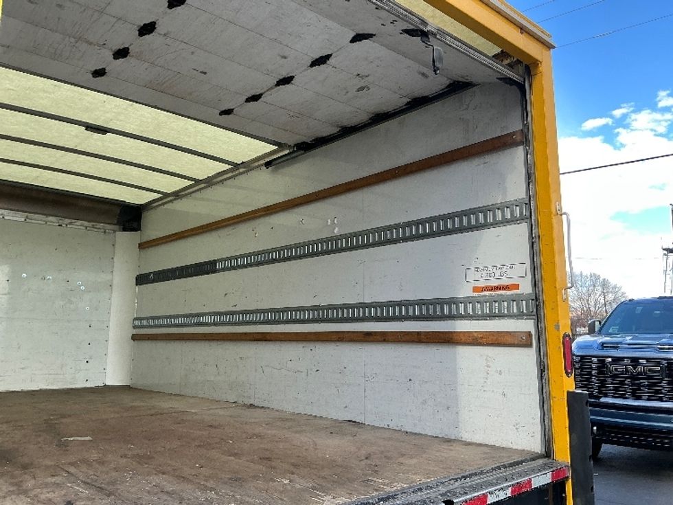 Light Duty Box Truck-Light and Medium Duty Trucks-GMC-2021-Savana G33903-Sparks-NV-88,346\n\t\tmiles-$ 29,000 - Image 11