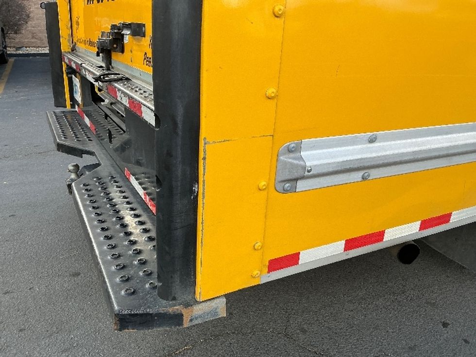 Light Duty Box Truck-Light and Medium Duty Trucks-GMC-2021-Savana G33903-Sparks-NV-88,346\n\t\tmiles-$ 29,000 - Image 24