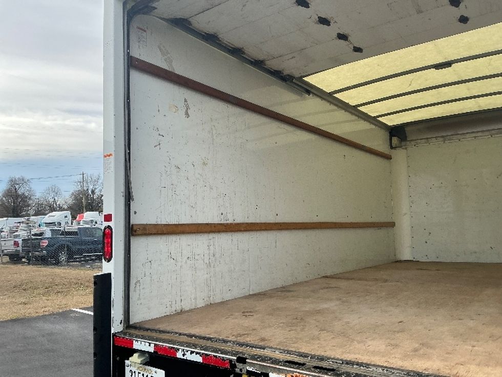 Light Duty Box Truck-Light and Medium Duty Trucks-GMC-2021-Savana G33903-Spartanburg-SC-92,322\n\t\tmiles-$ 32,250 - Image 10