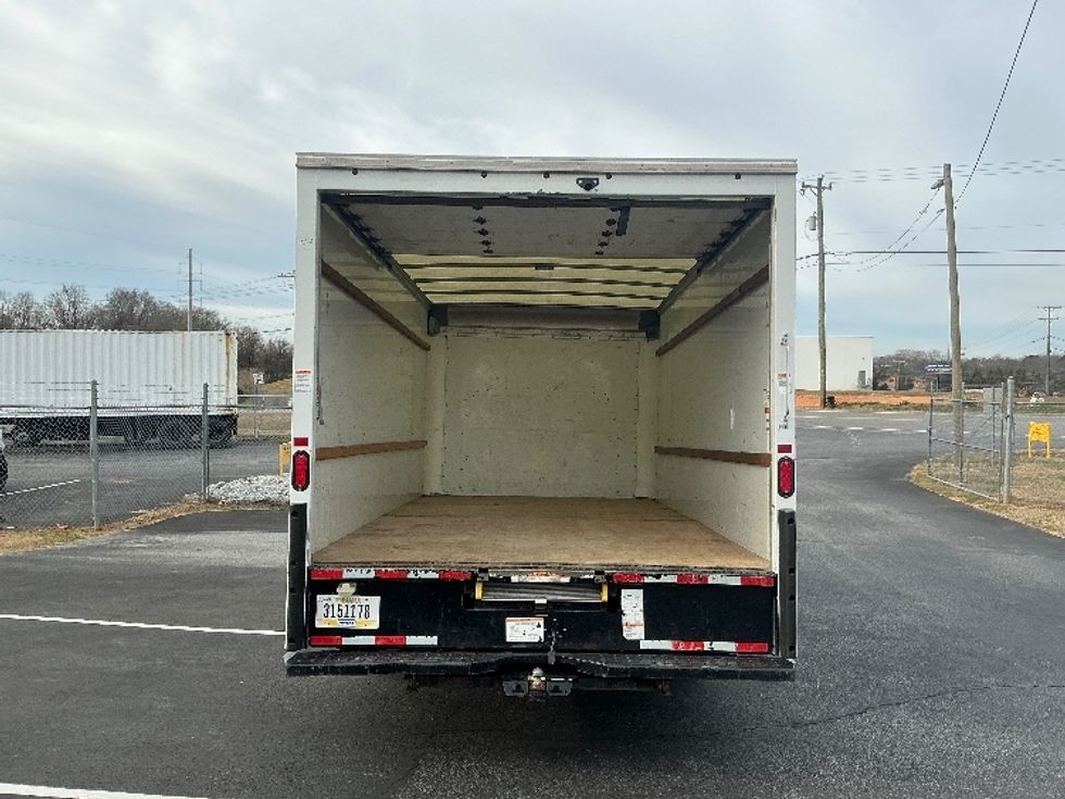 Light Duty Box Truck-Light and Medium Duty Trucks-GMC-2021-Savana G33903-Spartanburg-SC-92,322\n\t\tmiles-$ 32,250 - Image 8