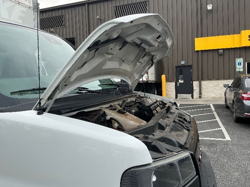 Light Duty Box Truck-Light and Medium Duty Trucks-GMC-2021-Savana G33903-Spartanburg-SC-93,800\n\t\tmiles-$ 32,000 - Image 22