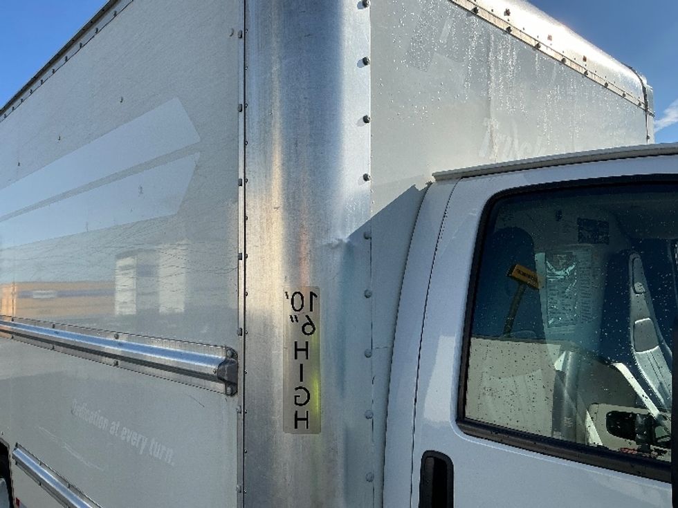 Light Duty Box Truck-Light and Medium Duty Trucks-GMC-2021-Savana G33903-Spartanburg-SC-93,800\n\t\tmiles-$ 32,000 - Image 26