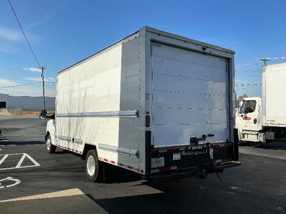 Light Duty Box Truck-Light and Medium Duty Trucks-GMC-2021-Savana G33903-Spartanburg-SC-93,800\n\t\tmiles-$ 32,000 - Image 6