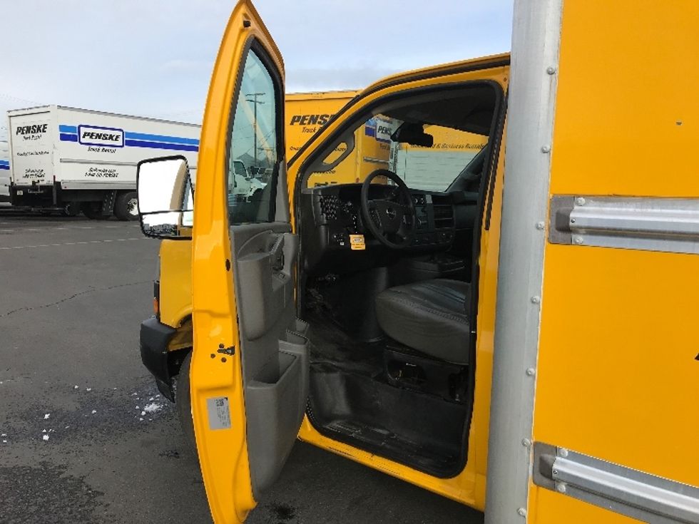 Light Duty Box Truck-Light and Medium Duty Trucks-GMC-2021-Savana G33903-Spokane Valley-WA-105,032\n\t\tmiles-$ 27,000 - Image 14