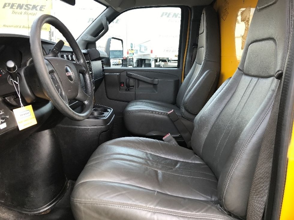 Light Duty Box Truck-Light and Medium Duty Trucks-GMC-2021-Savana G33903-Spokane Valley-WA-105,032\n\t\tmiles-$ 27,000 - Image 17