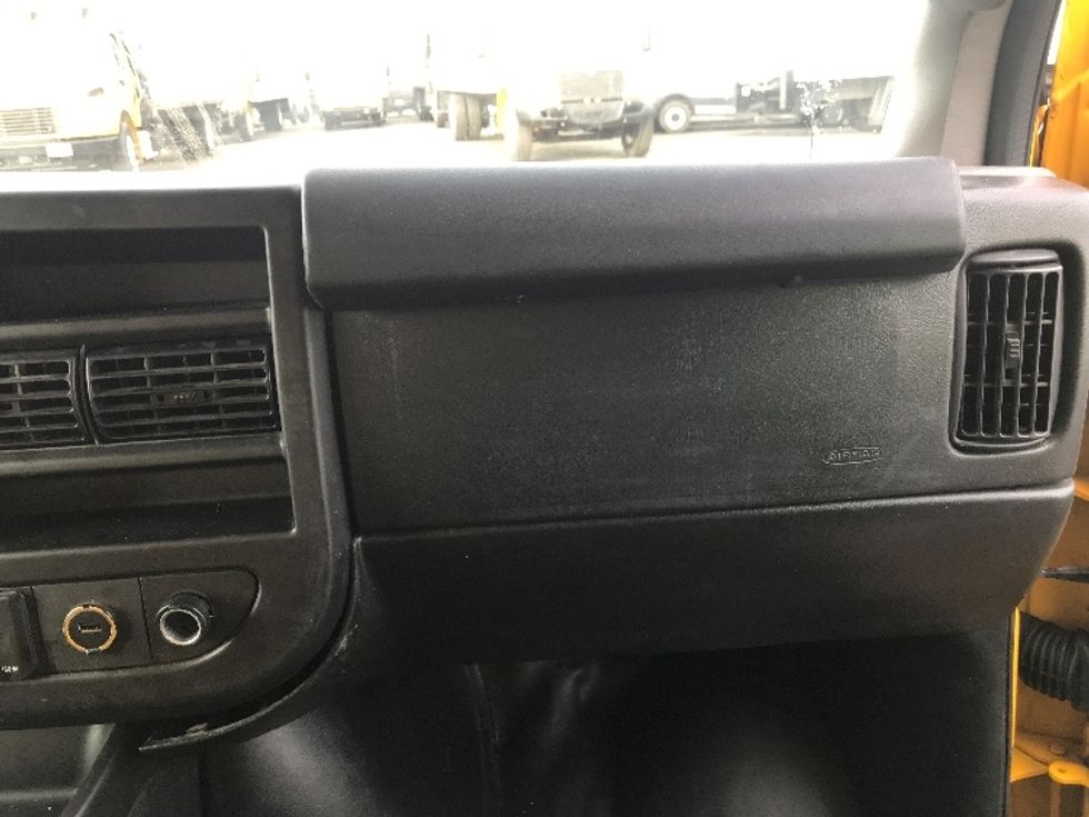 Light Duty Box Truck-Light and Medium Duty Trucks-GMC-2021-Savana G33903-Spokane Valley-WA-105,032\n\t\tmiles-$ 27,000 - Image 19