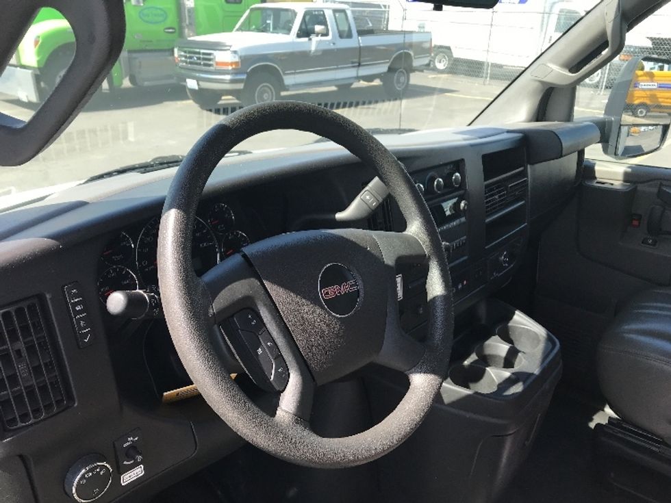 Light Duty Box Truck-Light and Medium Duty Trucks-GMC-2021-Savana G33903-Spokane Valley-WA-107,991\n\t\tmiles-$ 28,750 - Image 17