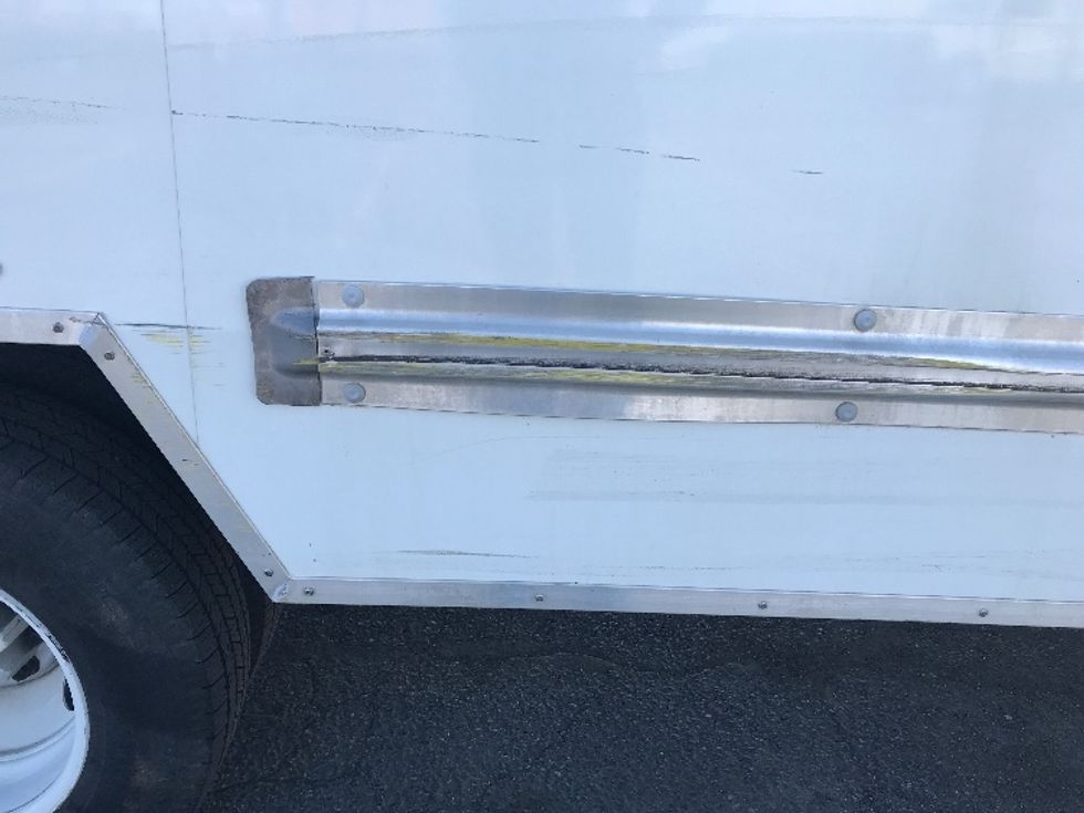 Light Duty Box Truck-Light and Medium Duty Trucks-GMC-2021-Savana G33903-Spokane Valley-WA-107,991\n\t\tmiles-$ 28,750 - Image 27