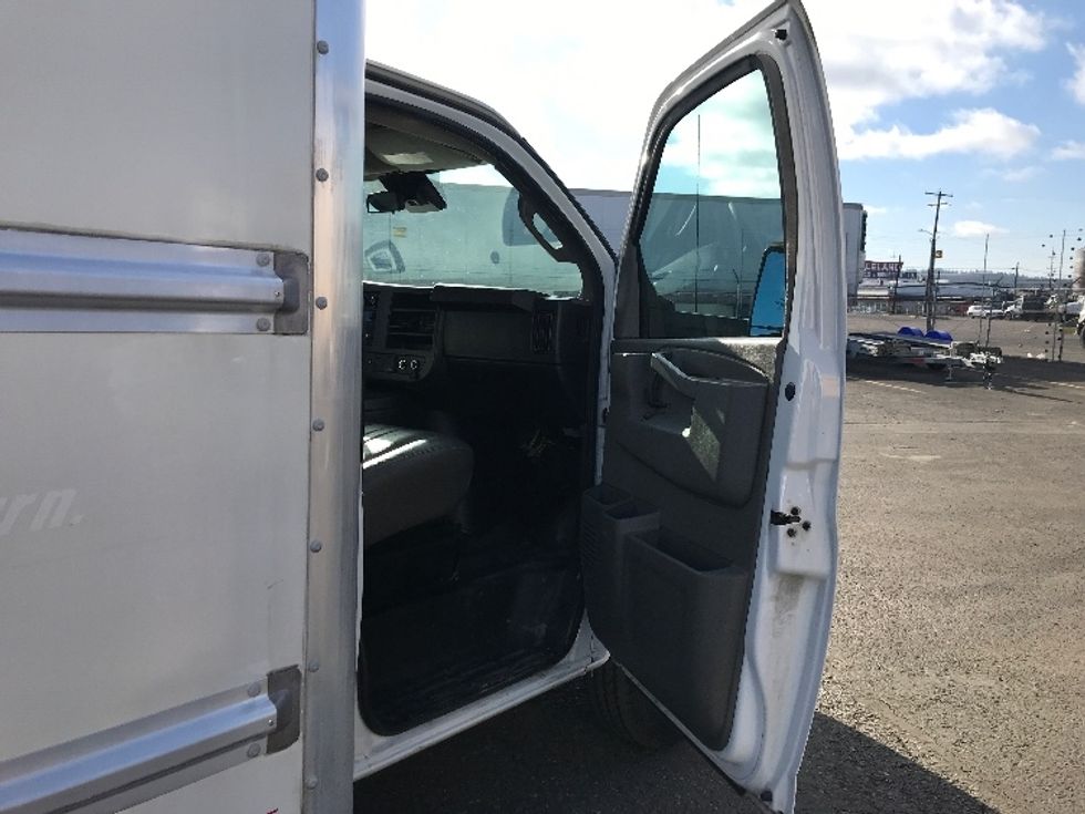 Light Duty Box Truck-Light and Medium Duty Trucks-GMC-2021-Savana G33903-Spokane Valley-WA-109,465\n\t\tmiles-$ 29,500 - Image 17