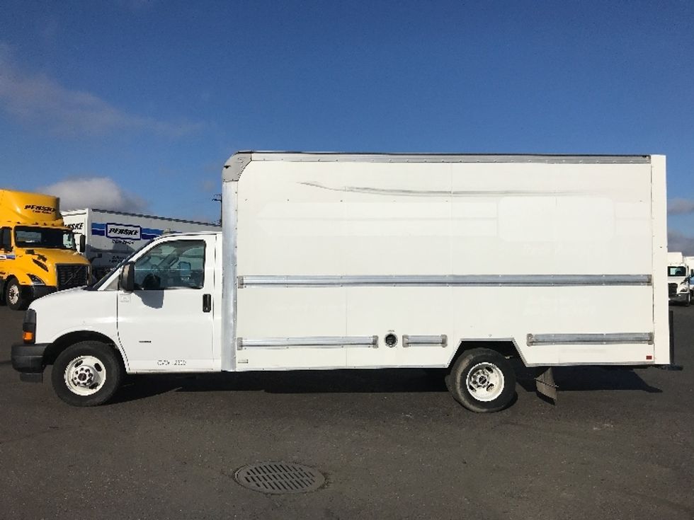 Light Duty Box Truck-Light and Medium Duty Trucks-GMC-2021-Savana G33903-Spokane Valley-WA-109,465\n\t\tmiles-$ 29,500 - Image 4