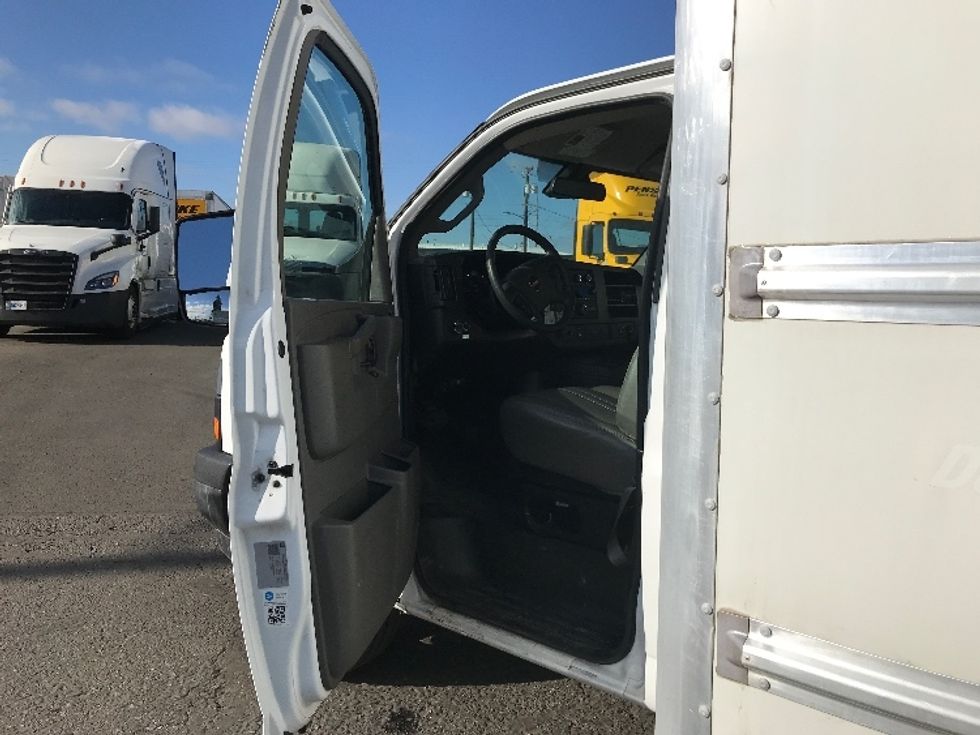 Light Duty Box Truck-Light and Medium Duty Trucks-GMC-2021-Savana G33903-Spokane Valley-WA-109,466\n\t\tmiles-$ 23,250 - Image 14