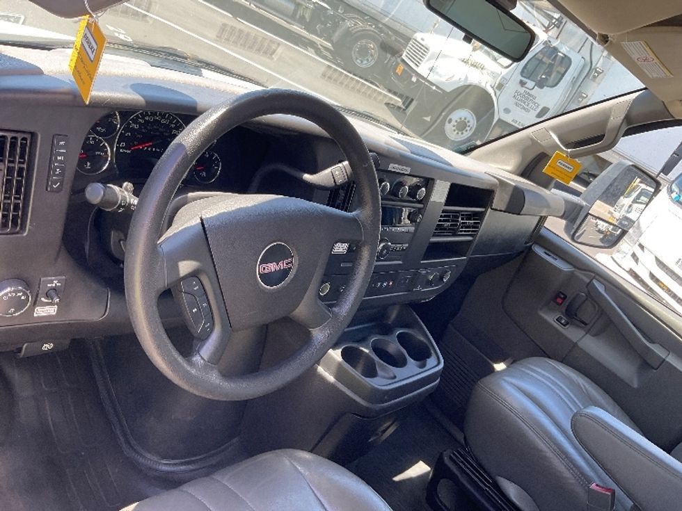 Light Duty Box Truck-Light and Medium Duty Trucks-GMC-2021-Savana G33903-Spokane Valley-WA-71,496\n\t\tmiles-$ 33,250 - Image 17