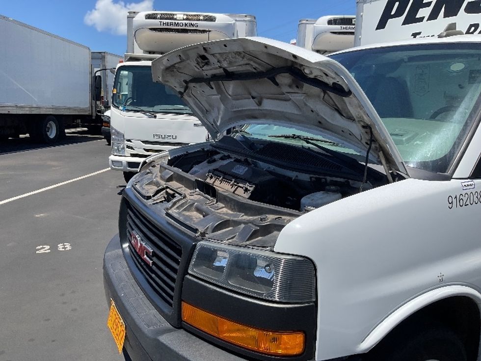Light Duty Box Truck-Light and Medium Duty Trucks-GMC-2021-Savana G33903-Spokane Valley-WA-71,496\n\t\tmiles-$ 33,250 - Image 23