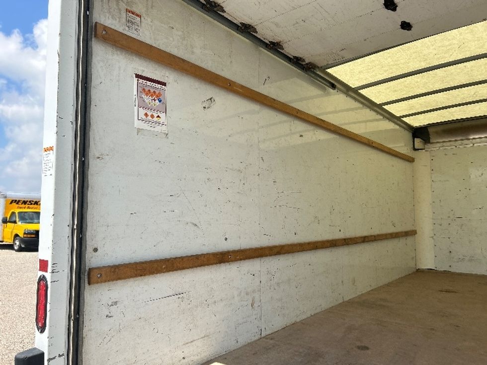 Light Duty Box Truck-Light and Medium Duty Trucks-GMC-2021-Savana G33903-Spokane Valley-WA-84,581\n\t\tmiles-$ 33,000 - Image 11