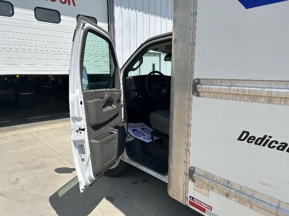 Light Duty Box Truck-Light and Medium Duty Trucks-GMC-2021-Savana G33903-Spokane Valley-WA-84,581\n\t\tmiles-$ 33,000 - Image 16