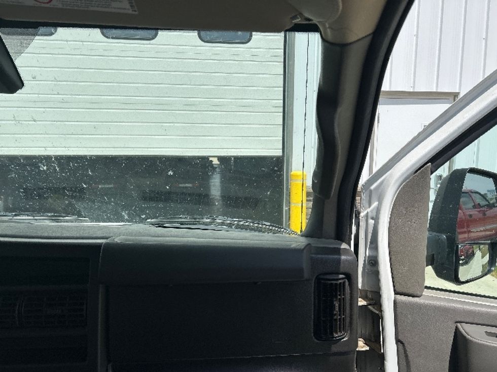 Light Duty Box Truck-Light and Medium Duty Trucks-GMC-2021-Savana G33903-Spokane Valley-WA-84,581\n\t\tmiles-$ 33,000 - Image 21