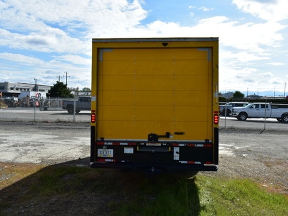 Light Duty Box Truck-Light and Medium Duty Trucks-GMC-2021-Savana G33903-Spokane Valley-WA-90,738\n\t\tmiles-$ 29,500 - Image 7