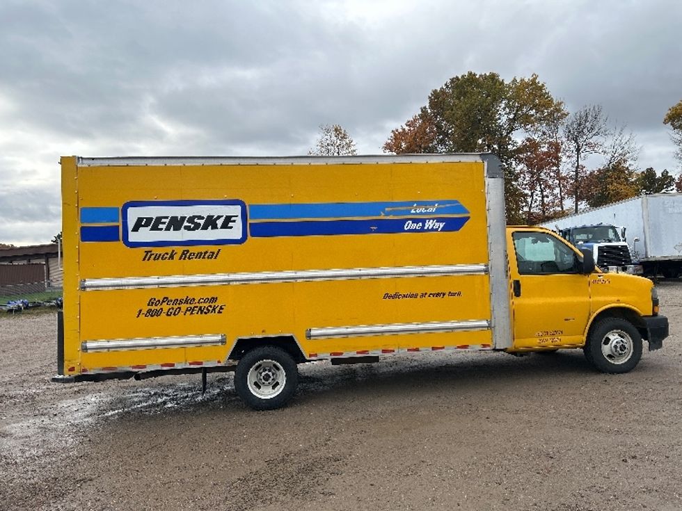 Light Duty Box Truck-Light and Medium Duty Trucks-GMC-2021-Savana G33903-Springfield-MA-105,628\n\t\tmiles-$ 24,750 - Image 13