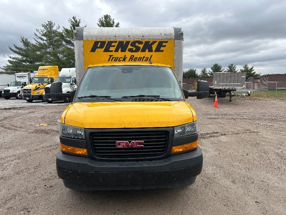 Light Duty Box Truck-Light and Medium Duty Trucks-GMC-2021-Savana G33903-Springfield-MA-105,628\n\t\tmiles-$ 24,750 - Image 2